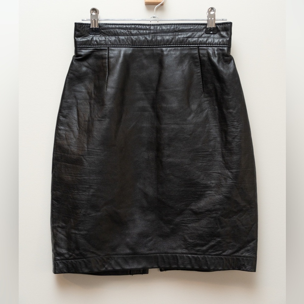 Vintage Danier Black Leather High Waisted Pencil Skirt Made in Canada Size 2